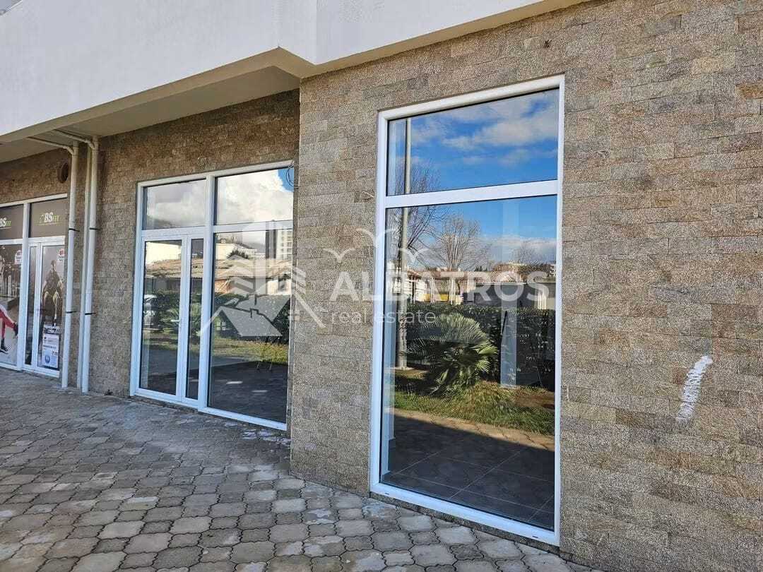 Bar merkezde 70 m2'lik Ticari Alan