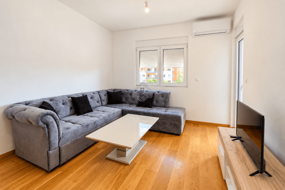 Podgorica, New City'de Kiralık Garajlı 45 m² 1+1 Daire